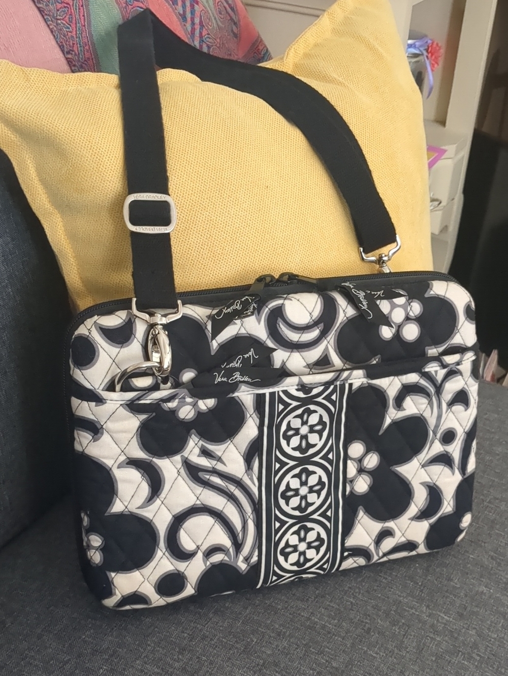 Vera Bradley -Night & Day Hard Shell Tablet/Ereader/ I-Pad Travel Case